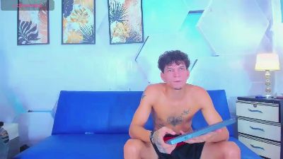 Yonder_guyxxx webcam model stream image