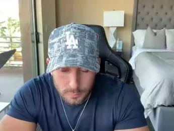 brettmycles webcam model stream image