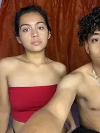 Nezuko-uWux webcam model stream image