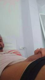andaluz39hot3 webcam model stream image
