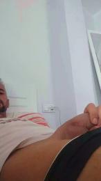 andaluz39hot3 webcam model stream image