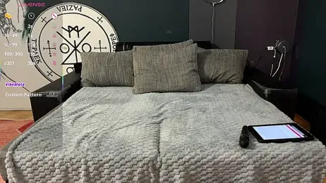 Bloody_Diamond webcam model stream image