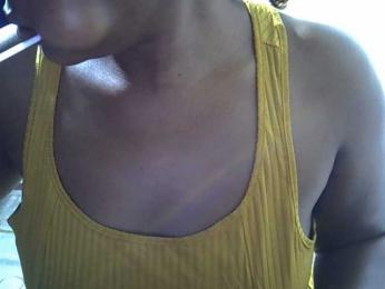 Sexyevonne webcam bongacams model stream image