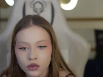 bright_diamonds_054 webcam model stream image