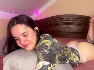 Cinthia Vassil webcam model stream image