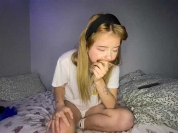Nikammmm webcam model stream image
