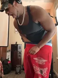 KeYBuMp323 webcam model stream image