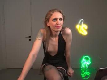 velvettgirl webcam model stream image