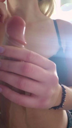 80Milou webcam model stream image