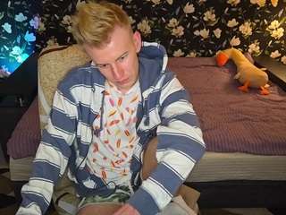 blondboylive webcam model stream image
