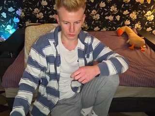 blondboylive webcam model stream image