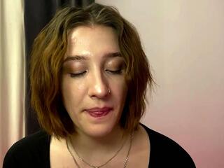 Kyong Niwa webcam model stream image