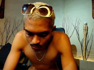 Marcus Reinn webcam model stream image