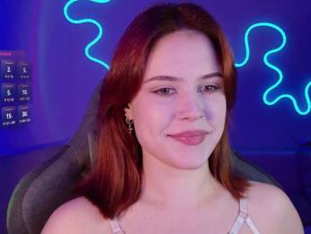 AliceWyliee webcam model stream image