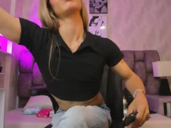 karinaadoll webcam model stream image