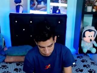 oliverttwink1 webcam model stream image