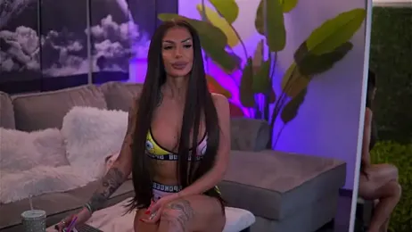 RaquelleVon webcam stripchat model stream image