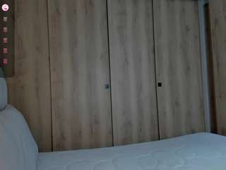 lauracriistina webcam model stream image