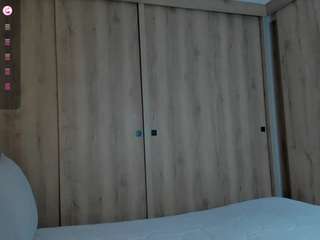 lauracriistina webcam model stream image