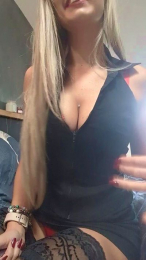 Adopt1lady webcam model stream image