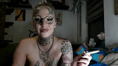 RoxxyInk webcam model stream image