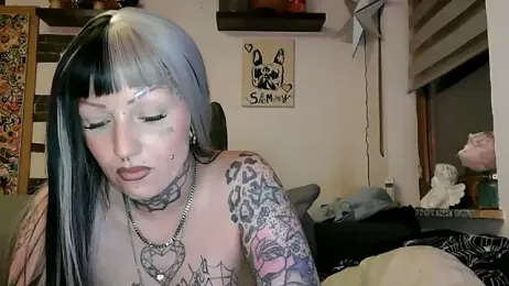 RoxxyInk webcam model stream image