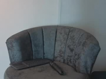 hinata_itachi webcam model stream image