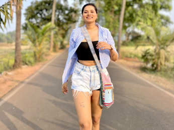 AnnaIver webcam model stream image