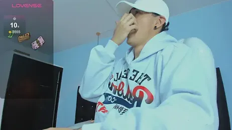 Lobo_17_ webcam model stream image