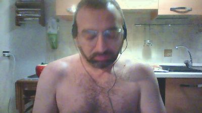 Hugos31 webcam model stream image