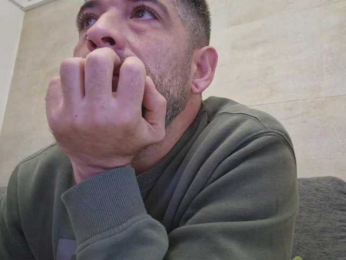 Cipoteman_Burguerwoman webcam model stream image