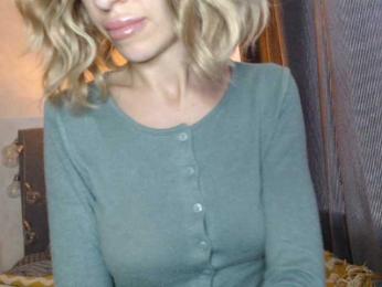 NoraSweet webcam bongacams model stream image