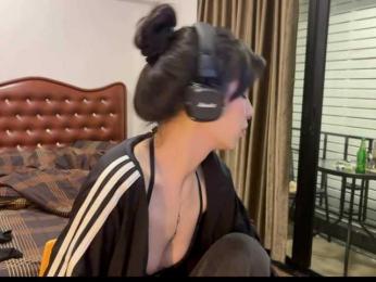 wavy_nights webcam bongacams model stream image