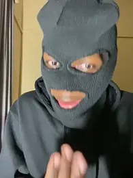 Thabang13_ webcam model stream image