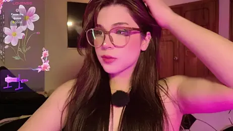 Yuri_Stars webcam stripchat model stream image