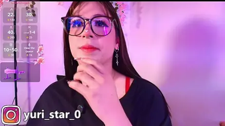 Yuri_Stars webcam model stream image