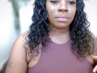 selena42 webcam model stream image