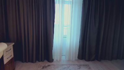 VikiCage webcam model stream image