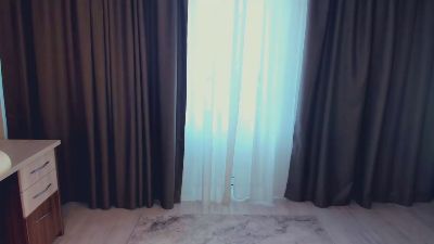 VikiCage webcam model stream image