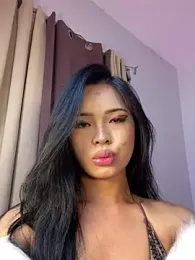 MiaraLove webcam stripchat model stream image
