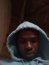 younggblackkCOCK19 webcam model stream image