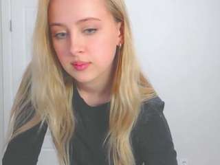 xloe webcam model stream image