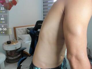 Mateo Leone webcam model stream image