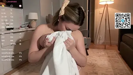 Pleasant_fun webcam model stream image