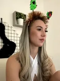 MiaMinx webcam model stream image