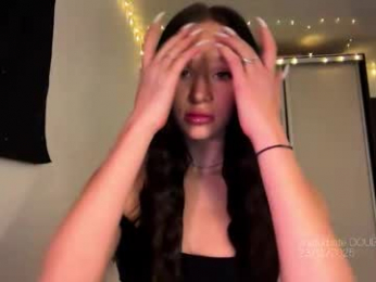 doublesees webcam model stream image