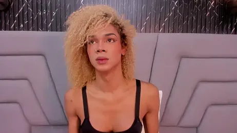 NaomiSteward webcam model stream image