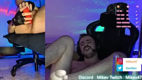 Mikev webcam stripchat model stream image