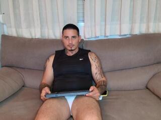 Milan Thomson webcam model stream image