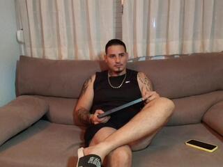 Milan Thomson webcam model stream image